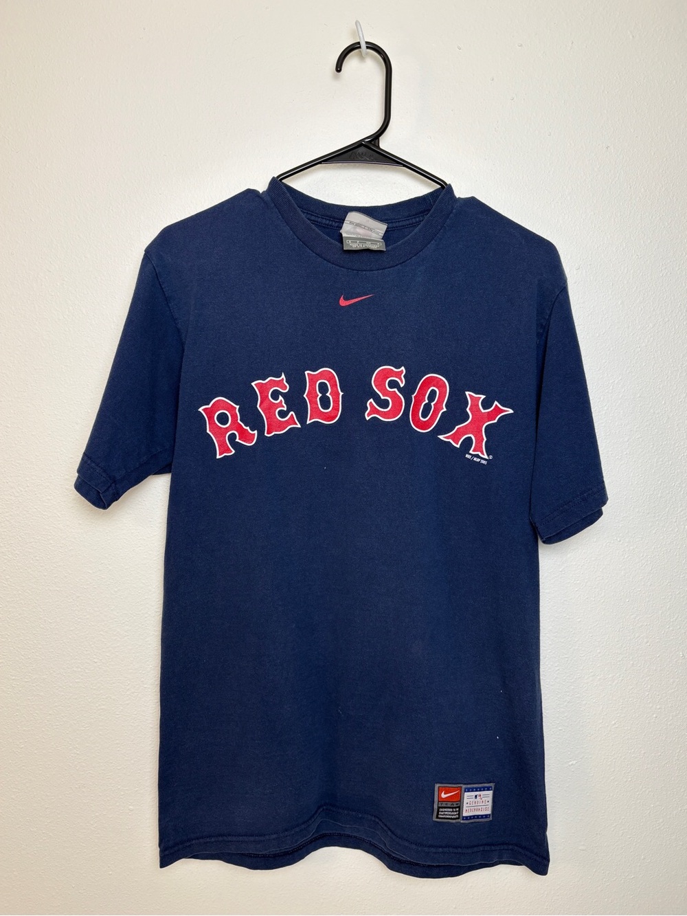 Vintage Nike Boston Red Sox crewneck baseball tee Team apparel genuine